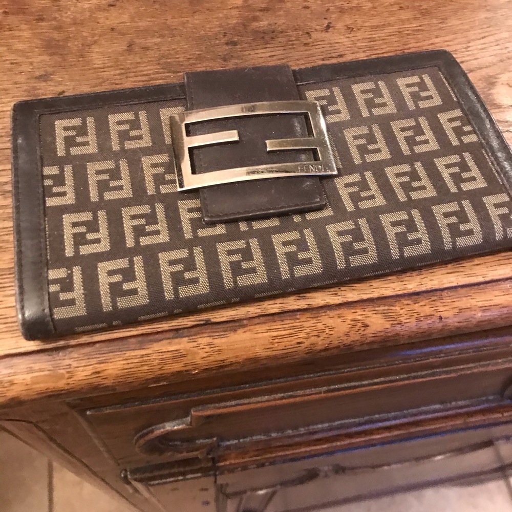 Fendi wallet